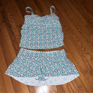 5/$25 maternity tankini